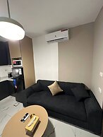 Stylish Luxe Apartment Fr 0003