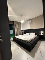 Stylish Luxe Apartment Fr 0003