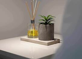 2 Bedroom Appartment Center