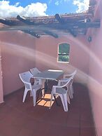 Panoramic Sea Views - Sunsets - 7 min Walk to Beach - Cottage Apartmen