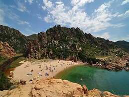 Panoramic Sea Views - Sunsets - 7 min Walk to Beach - Cottage Apartmen