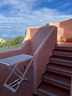 Panoramic Sea Views - Sunsets - 7 min Walk to Beach - Cottage Apartmen