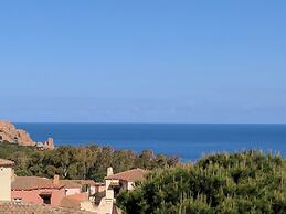 Panoramic Sea Views - Sunsets - 7 min Walk to Beach - Cottage Apartmen