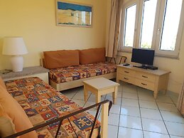 Panoramic Sea Views - Sunsets - 7 min Walk to Beach - Cottage Apartmen