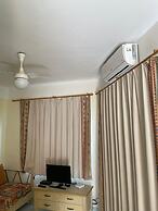 Panoramic Sea Views - Sunsets - 7 min Walk to Beach - Cottage Apartmen