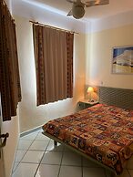 Panoramic Sea Views - Sunsets - 7 min Walk to Beach - Cottage Apartmen