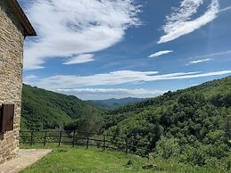 Apartment on the Hill Between Gubbio and Perugia
