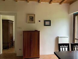 Apartment on the Hill Between Gubbio and Perugia