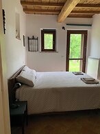 Apartment on the Hill Between Gubbio and Perugia