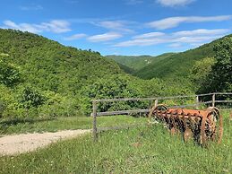 Apartment on the Hill Between Gubbio and Perugia