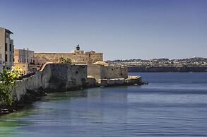 Marinusa Home Luxury - air Conditioned - Wi-fi