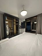 Stylish Luxe Apartment Fr 0006