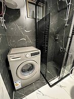 Stylish Luxe Apartment Fr 0006