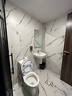 Stylish Luxe Apartment Fr 0006