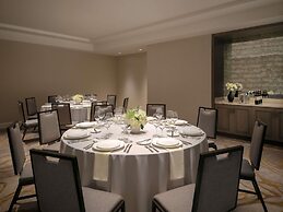 Fairmont Breakers Long Beach