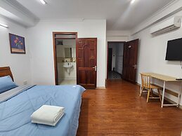 LaLaHouse Riverside Residence