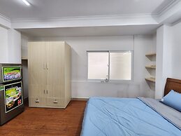 LaLaHouse Riverside Residence