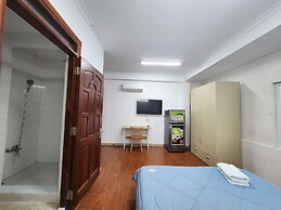 LaLaHouse Riverside Residence