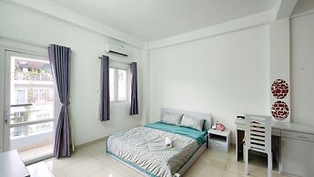 LaLaHouse Riverside Residence