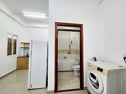 LaLaHouse Riverside Residence