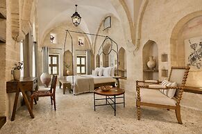 Arura Mardin