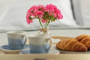 Beautiful Sea&lake Studio by Renters