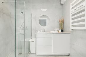 Beautiful Sea&lake Studio by Renters