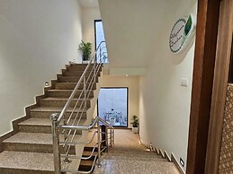 Shree Shivya Namahstubhyam Hotel