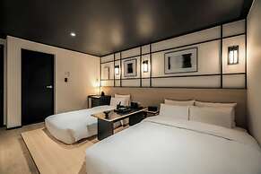 Mitasuya Ryokan Hotel Gumi by AanK