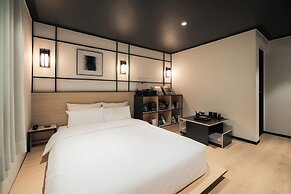 Mitasuya Ryokan Hotel Gumi by AanK