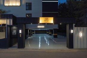 Mitasuya Ryokan Hotel Gumi by AanK