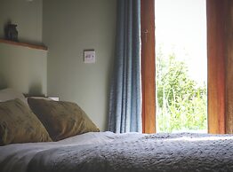 Eco-friendly Cornish Sanctuary Peaceful Location