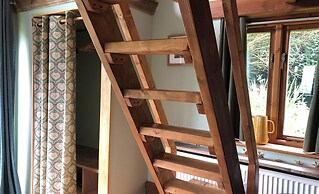 Eco-friendly Cornish Sanctuary Peaceful Location