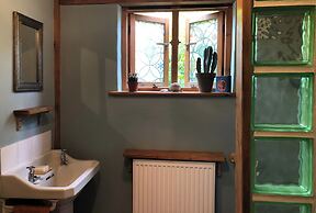 Eco-friendly Cornish Sanctuary Peaceful Location