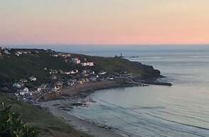 Eco-friendly Cornish Sanctuary Peaceful Location