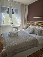Apartment in Zyrardow 10min to Suntago
