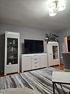 Apartment in Zyrardow 10min to Suntago