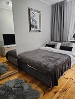Apartment in Zyrardow 10min to Suntago