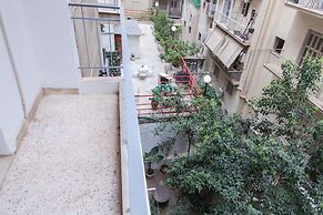 Charming 1 Bd Apt near ASOE in Athens