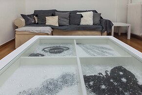 Charming 1 Bd Apt near ASOE in Athens