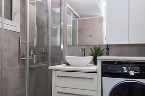 Charming 1 Bd Apt near ASOE in Athens