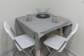 Charming 1 Bd Apt near ASOE in Athens