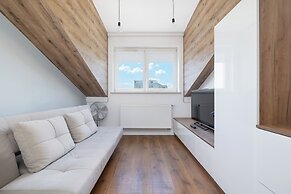 Cosy Arianska Studio by Renters