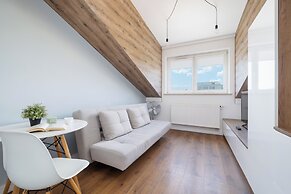 Cosy Arianska Studio by Renters