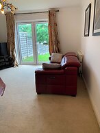 Coventry Charm - Spacious 3 Bedroom House