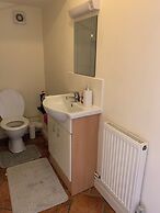 Coventry Charm - Spacious 3 Bedroom House