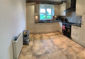 Coventry Charm - Spacious 3 Bedroom House