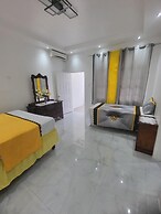 Mahoe Drive Villa Retreat