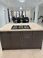 Mahoe Drive Villa Retreat