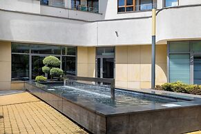 Cracow Apartment With Terrace by Renters